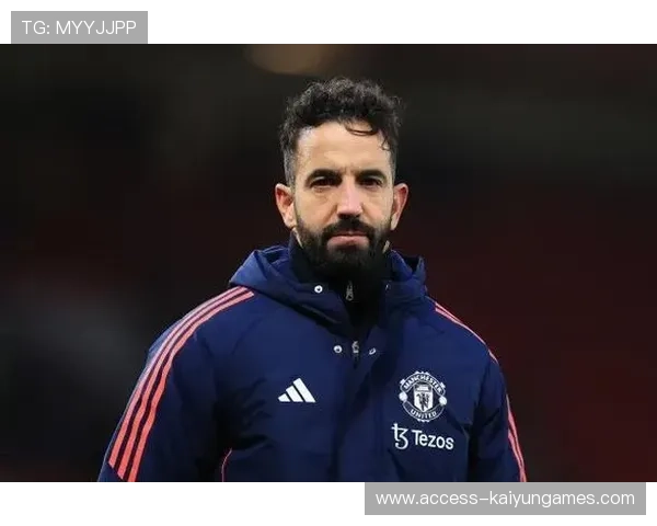 曼联两处伤停重击！阿莫林变阵难题接踵而来