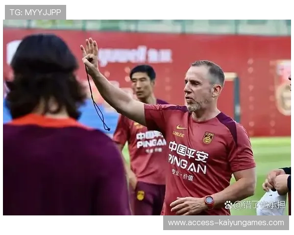 中国足球教练与球员薪酬体制公平性探讨，中国足球教练是