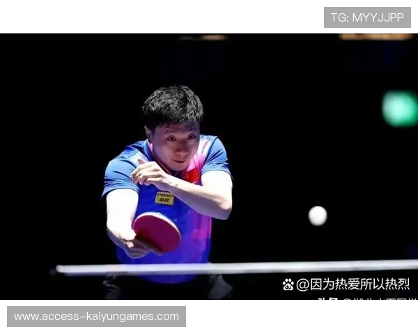 尹航称赞樊振东反手球绝技,状态明显回升,樊振东反手练球视频 尹航称赞樊振东反手球绝技,状态明显回升,樊振东反手练球视频