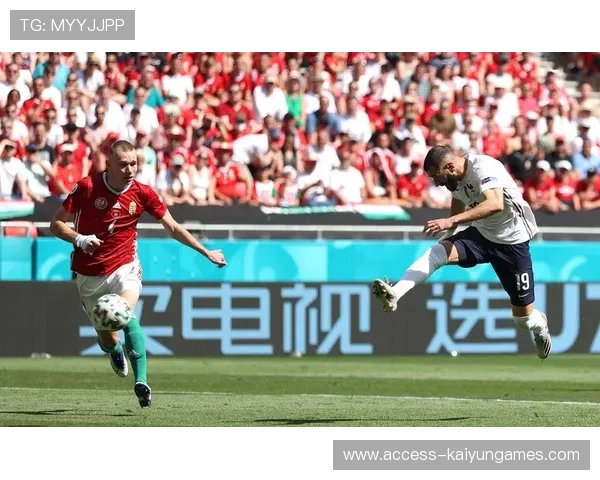 欧洲杯青训成果在大赛中得到检验并备受认可，欧洲杯训练足球